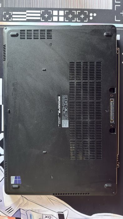 Потужний Dell Latitude E5570 i7/16GB/SSD/Radeon Full HD