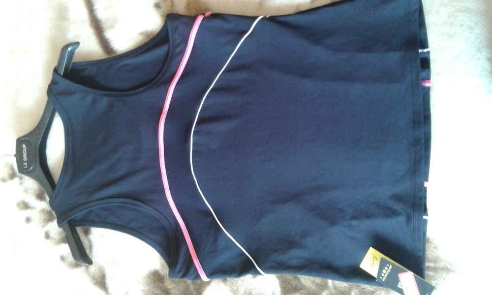 НОВАЯ.Спортивная майка-топ Marks&Spencer (50 разм.)