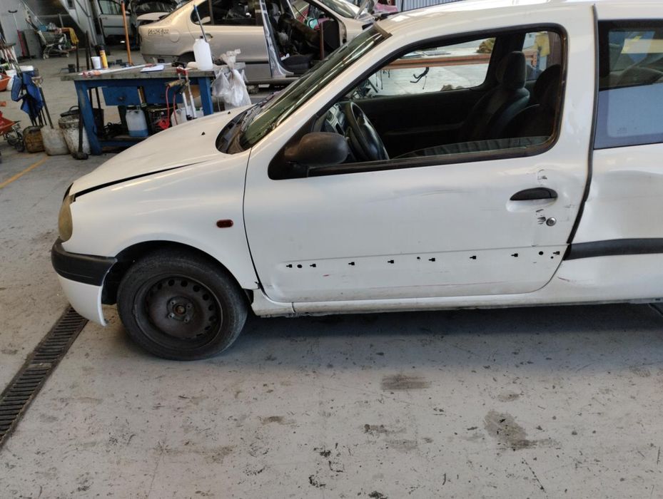 Radiador De Água Renault Clio Ii Fase I Bcb0