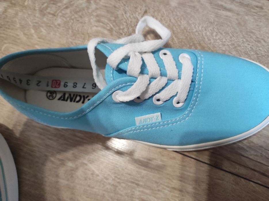 Tenisówki- Nowe-