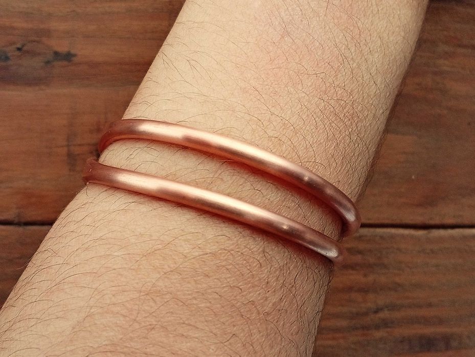 Conjunto de 2 Pulseiras Unisexo em Cobre Verdadeiro, terapeuticas e energéticas, várias espessuras disponiveis.
