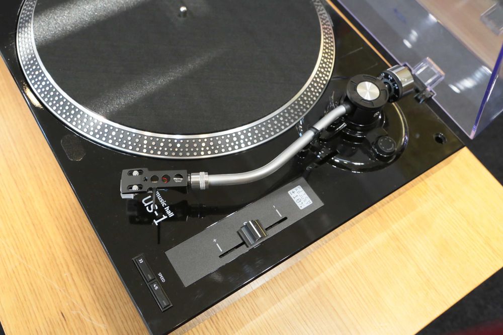 Music Hall US-1 z wkładką Audio-Technica AT-3600l