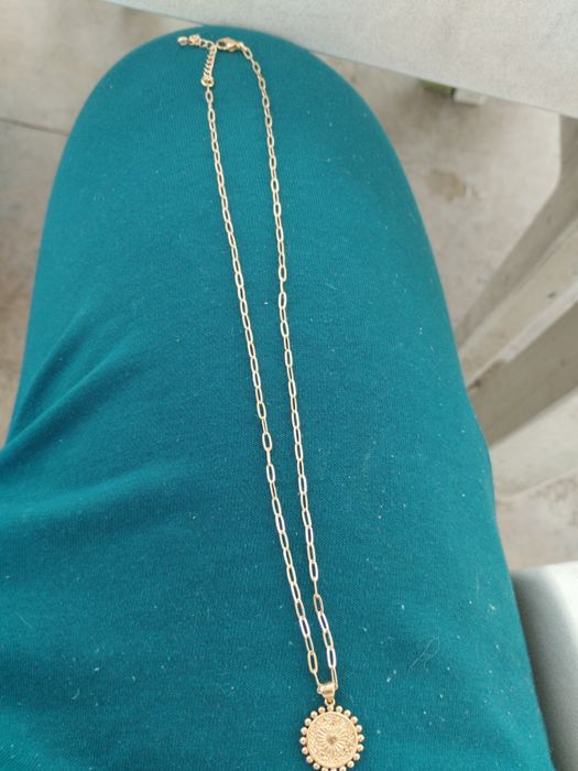 Colar banhado a ouro