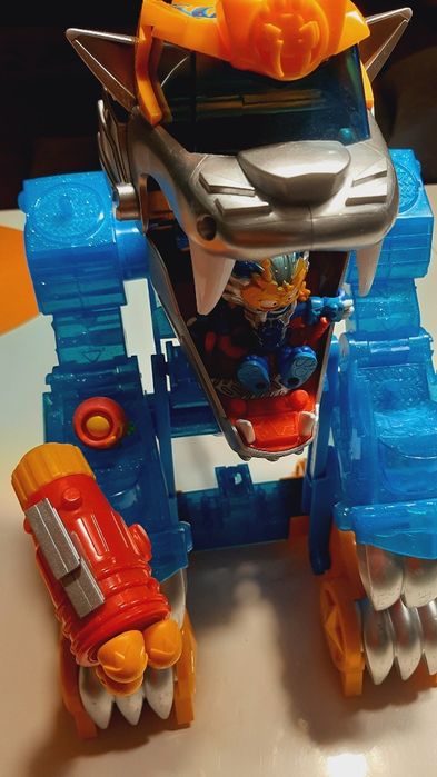 Super things robot tiger tygrys