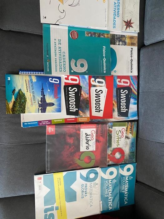 Livros escolares  9 ano