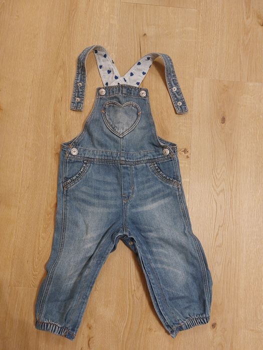 Jeansowe spodnie ogrodniczki dziewczęce H&M, 80