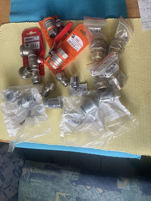 Zawory hydrauliczne i złączki