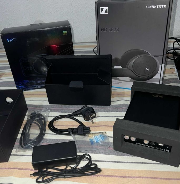 Sennheiser HD560s + FiiO K7 (dac/amplificador)