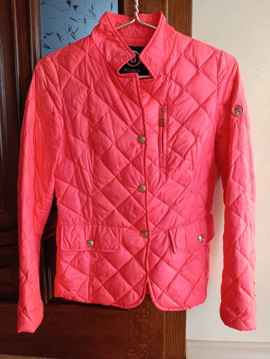 Курточка жіноча Bogner