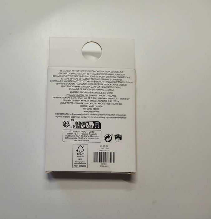 Biała taśma do makijażu Makeup Artist Tape Primark