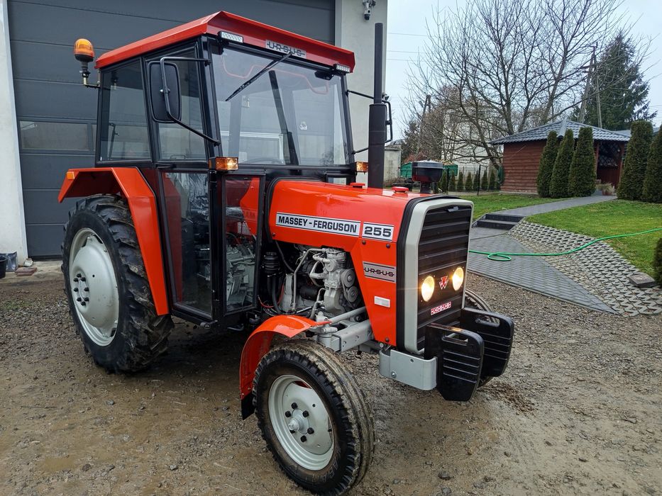 Ciągnik Massey Ferguson 255 ursus 3512