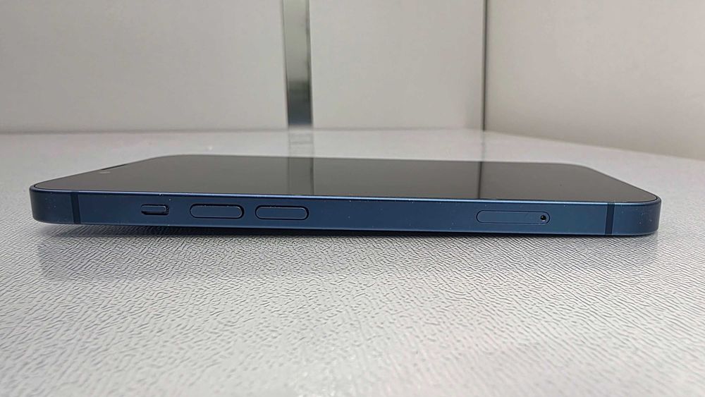 iPhone 13 синій 128 GB