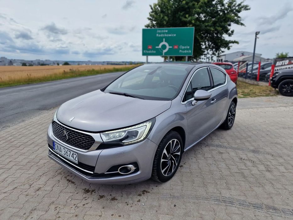 DS Automobiles DS 4