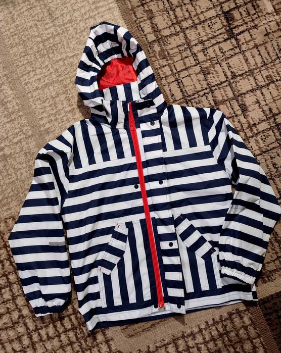 Фірмова куртка дощовик для дівчинки