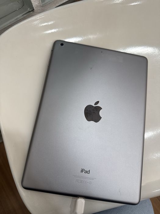 Tablet Apple IPad cinzento 4TB