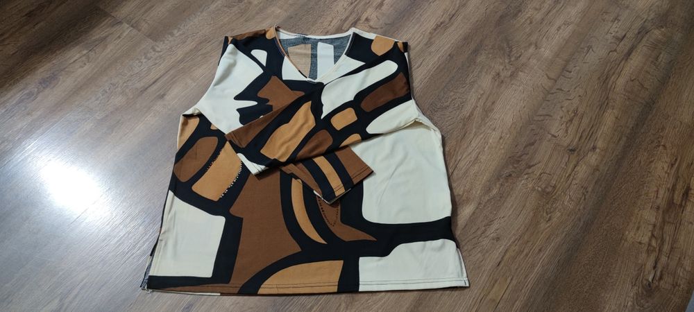 Damska elegancka bluzka rękaw 3/4 rozmiar L