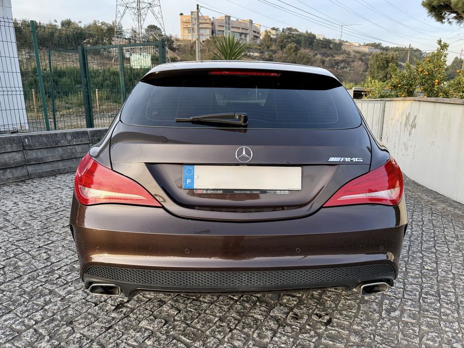 Mercedes-Benz CLA 200 AMG (Manual)