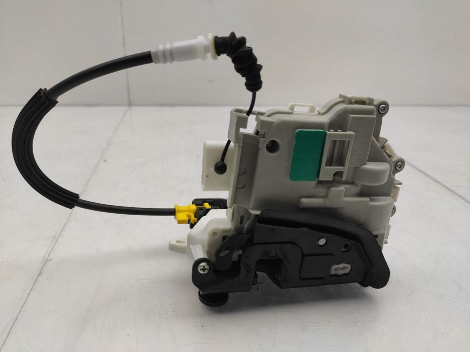 Fechadura / fecho porta frente direito AUDI A1 (8X1, 8XK)