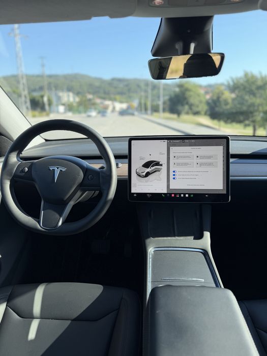 Tesla Model Y 12/2023 (Como novo) IVA DEDUTIVEL