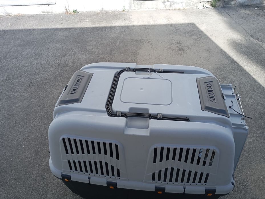 Casota animal grande como nova