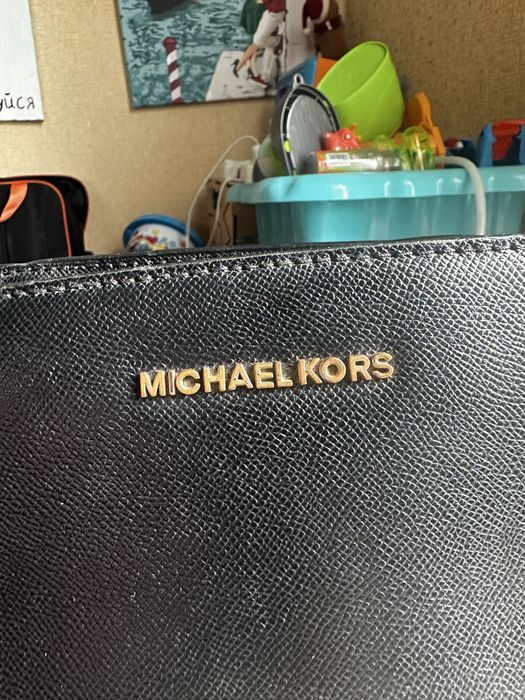 Michael kors selma онигінал