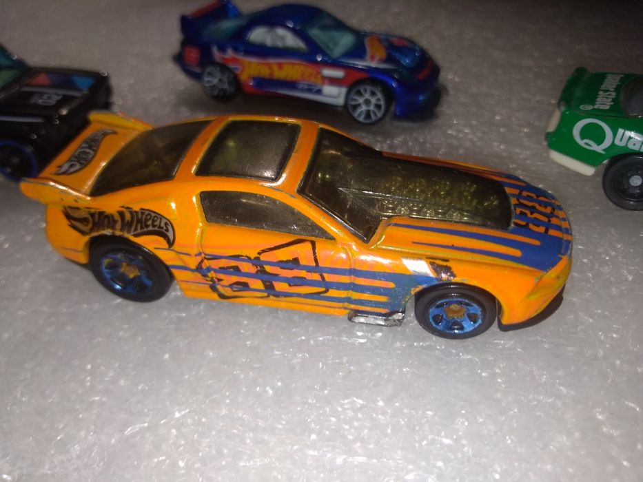 4 carros antigos hot wheels