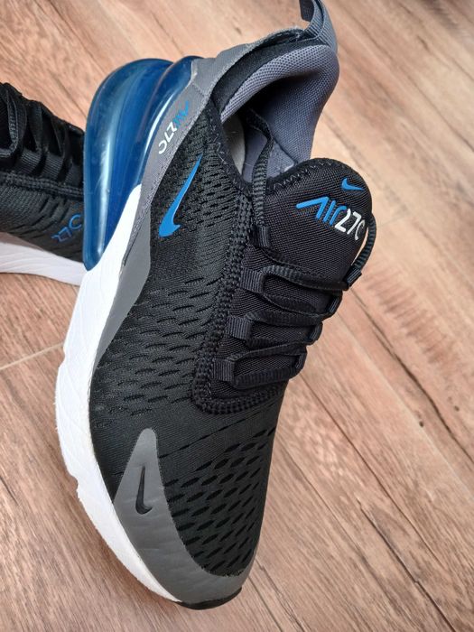 Кроссовки Nike Air Max 270 р38