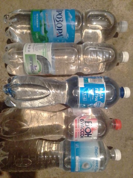 Вода не газированная бутилированная