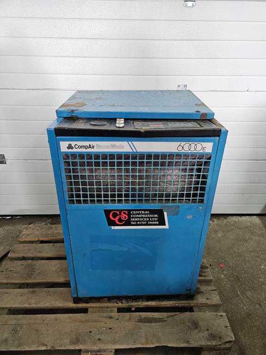 Sprężarka śrubowa, kompresor 7,3kW