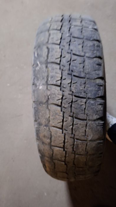 Продам колесо в сборе б/у на Волгу