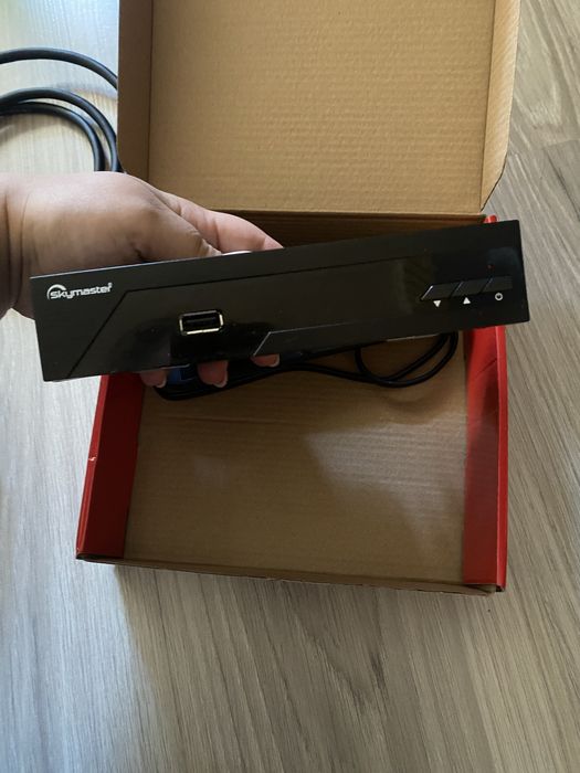 Nowy Dekoder SKYMASTER STB M265 DVB-T2/HEVC/H.265