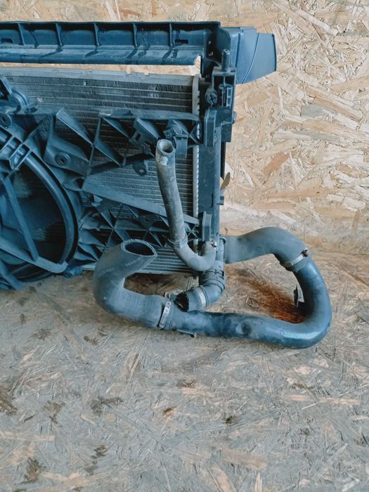 Fiat Doblo Opel Combo 1.3 CDTI diesel pas przedni belka wzmocnienie