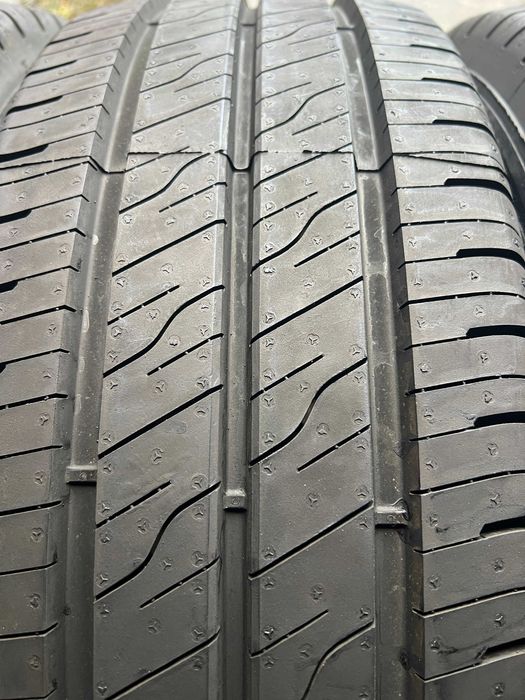Komp. Opon Goodyear 215/65R16 C Demo