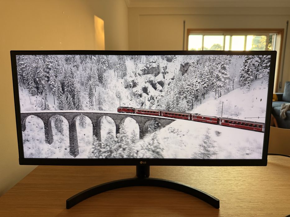 Monitor UltraWide LG 29WL500-B 29" IPS Full HD Como Novo