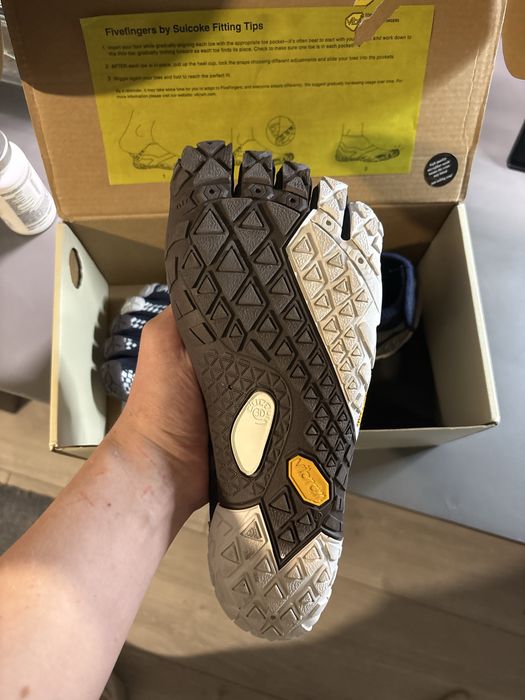Buty vibram fivefingers -nowe 44/45