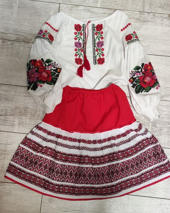 Вишиванка, набір дівчинці 128 р