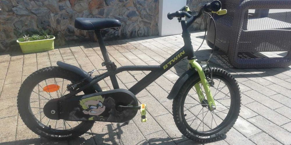 BICICLETA criança 16 polegas 4,5-6 anos 500 Dark Hero B'TWIN