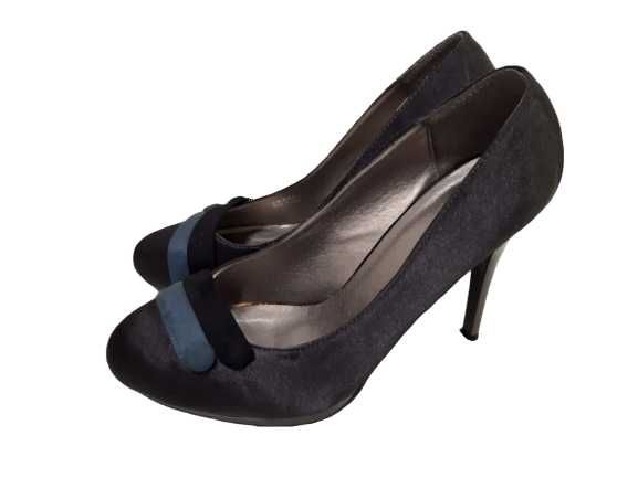 High-Heeled Shoes Size 38, Like New