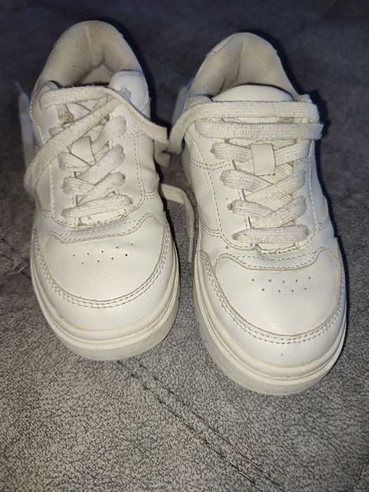 Продам Кросівки Zara