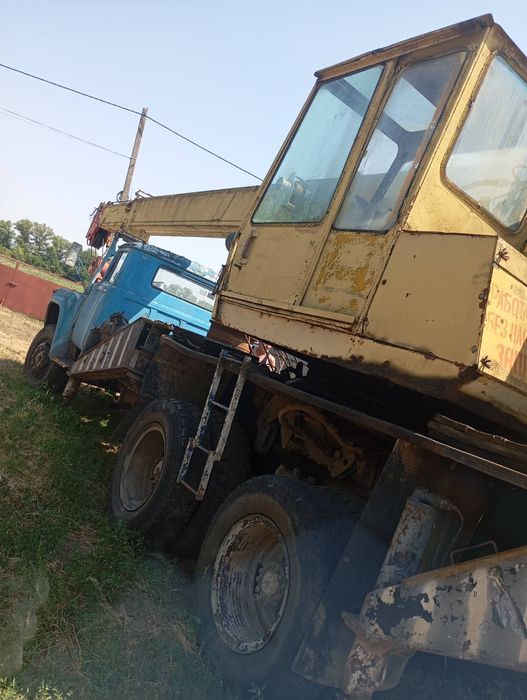 Продам автокран ЗИЛ 133 ГЯ