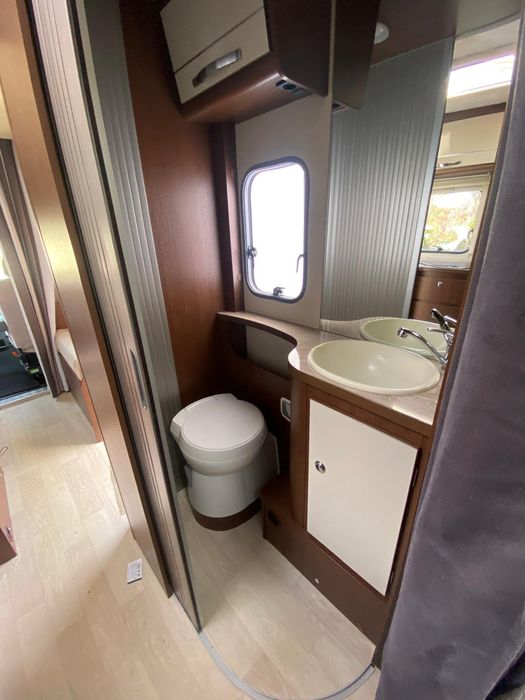 Autocaravana roller team Ford