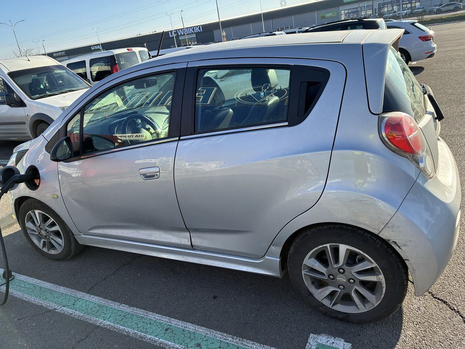 Chevrolet spark ev 2016