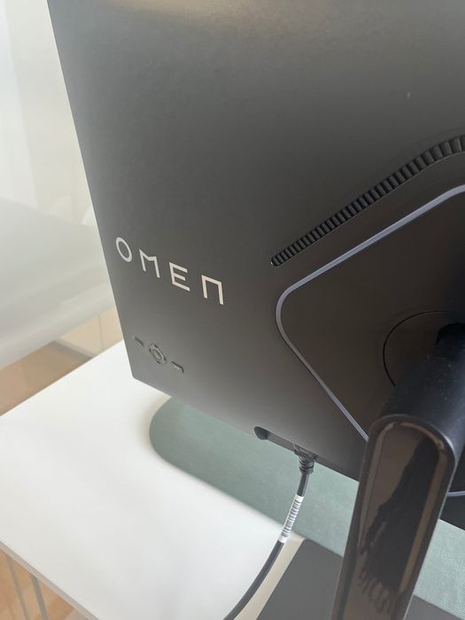 HP OMEN 27k 27" LED IPS UltraHD 4K 144Hz FreeSync Premium