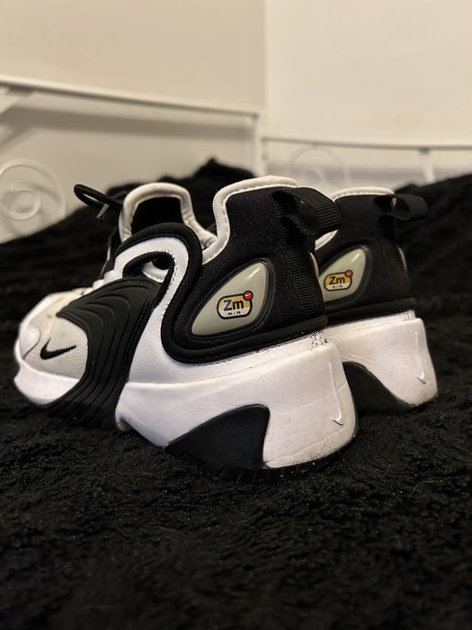 Ténis Nike Zoom 2K