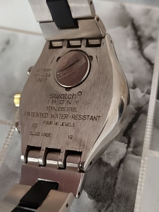 Швейцарські годинники Swatch.