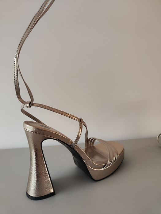 Platformy sandały Zara 42