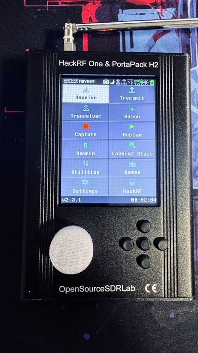 HackRF One + PortaPack H2 Mayhem OpenSourceSDRLab + podstawka 3D