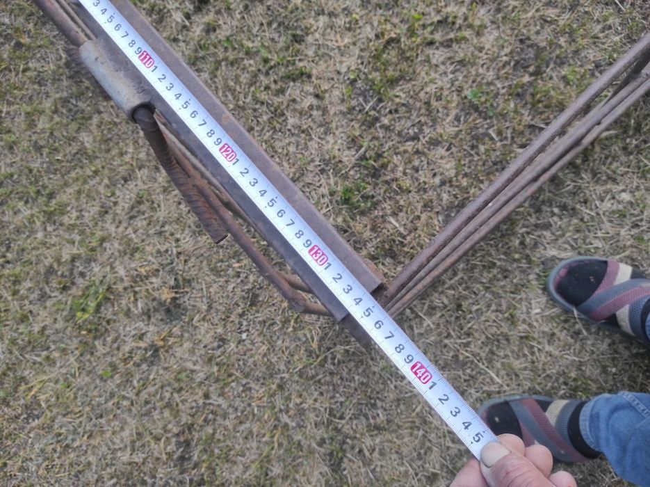 Клетка для перевозки свиней