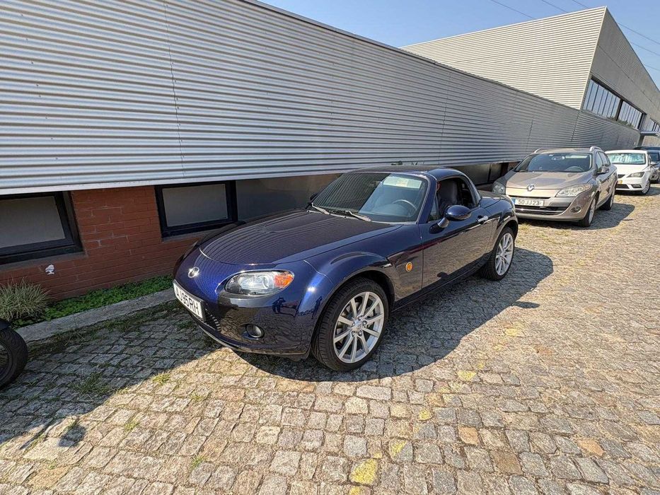 Mazda MX 5 de 2008 Cabrio com Hard Top de abertura automática — photo 3