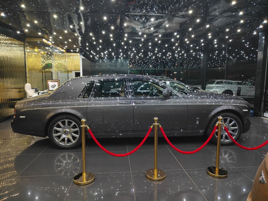 Rolls Royce Phantom 6.8 V12 foto 4